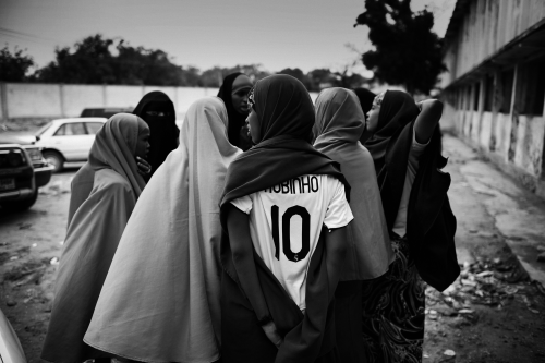 thesoulfunkybrother:-Somalia women’s national basketball team.by. Jan grarupThe Somali basketb