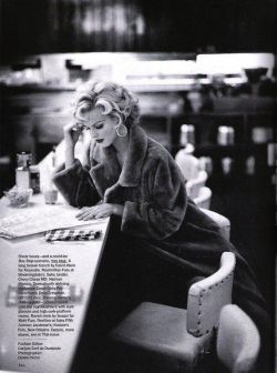 Hoodoothatvoodoo:  Eva Herzigova As Marilyn Monroe By Dewey Nicks For Us Vogue 