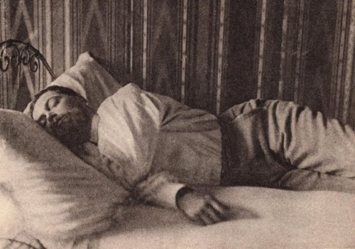  Claude Debussy sleeping.