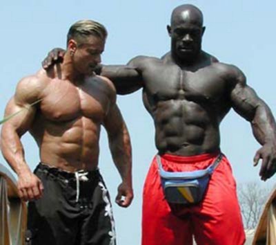 drwannabe:  Thomas Benagli and Eddie Abbew  This is the first time I saw a non photoshop