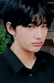 (190921) Vlive : Hyunjin.
