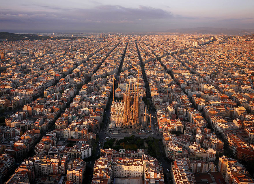 alienbeliever:  Illegal aerial pics taken with a drone, by Amos Chapple