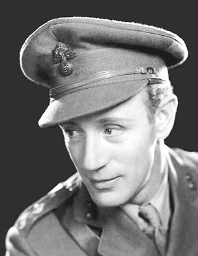 So I was looking for photos of Leslie Howard to make a photoset, and.  Some things are starting to m