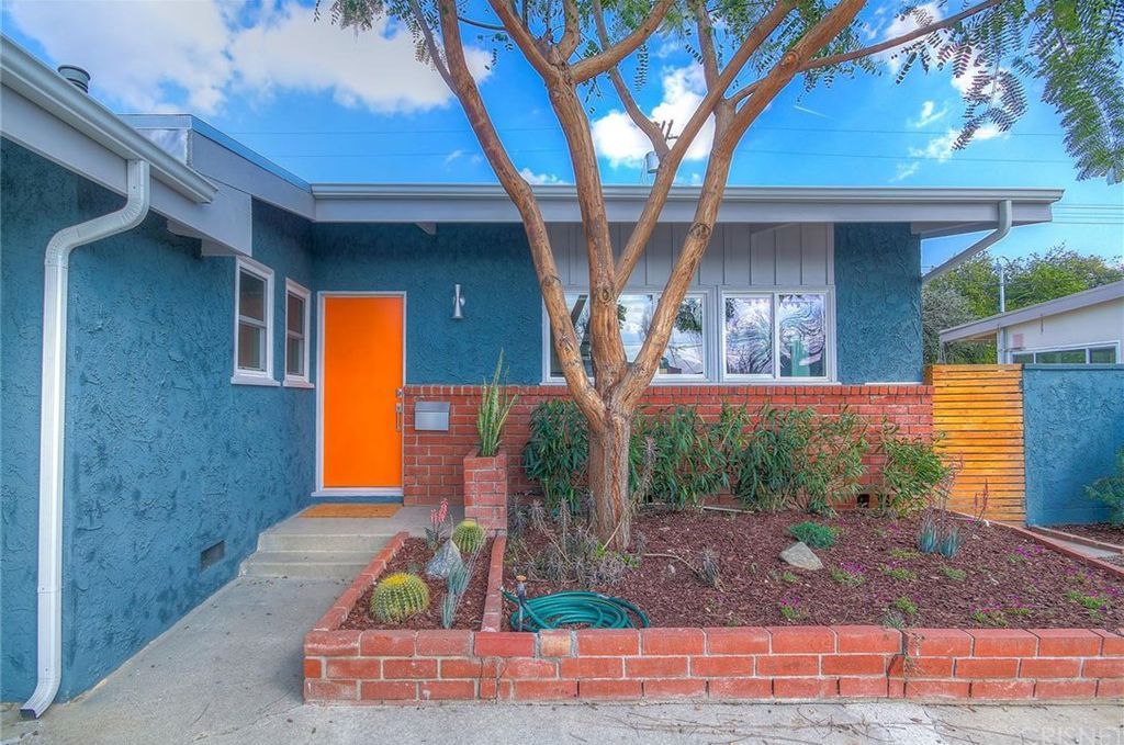 househunting:    $599,900/3 br/1230 sq ftVan Nuys, CA