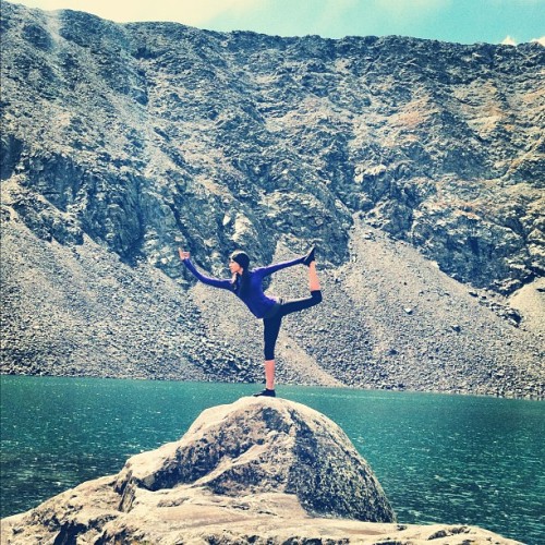 sarahbethyoga: I credit the drishti #dancerspose #yoga #nataragasana I can&rsquo;t wait until we