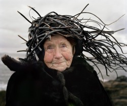 nonfatricedreamsicle:  mymodernmet:  Playful Seniors Wear Organic Materials to Personify Nature  mood board 