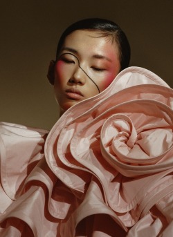 pocmodels:Liang Xiangqing by Laura Okita