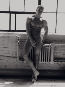 Yourboyfriendsfeet:  Http://Yourboyfriendsfeet.tumblr.com/