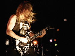 radiothrash:  RIP Jeff Hanneman  