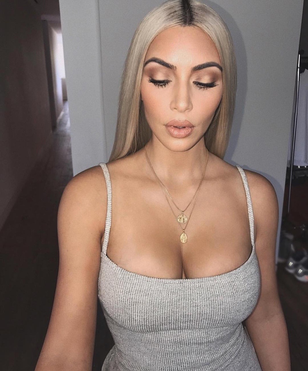 dream-girls-only:  Kim Kardashian