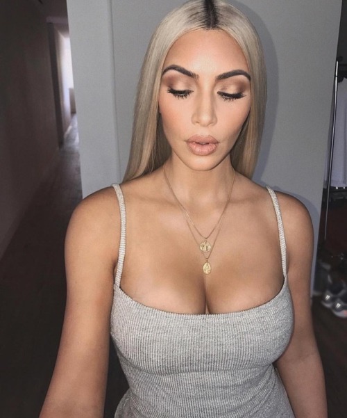 Sex dream-girls-only:Kim Kardashian kim proving pictures