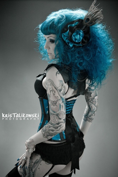 alt-dolls:  Alternative girl http://alt-dolls.tumblr.com/