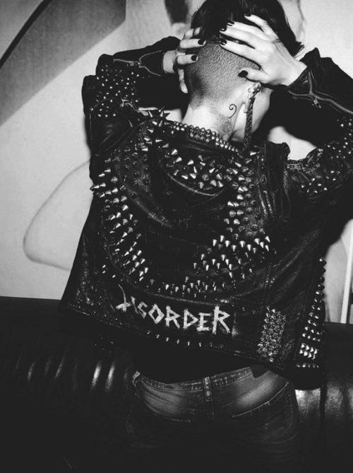 lamiaroach:  Xx