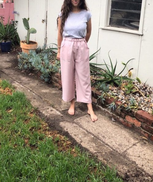 Shimmering Pink Capris //WildPoppi