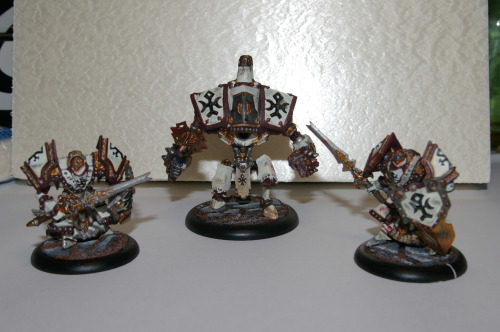 Group picture of my painted Protectorates. From the left: Brother Rechart, The Hand of Sulon, Marcus