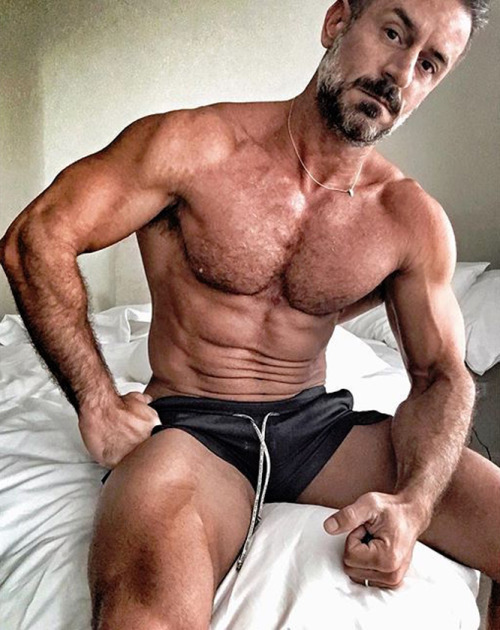 planesdrifter:  Follow planesdrifter: trueTHAT if you’re an admirer of older, hairy natural and muscular men.Check it out and the archive too or the live cams.
