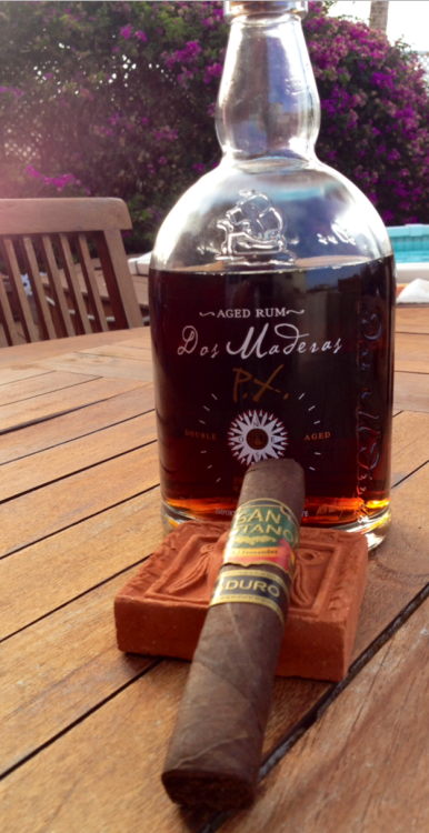 Saturday afternoon…..tryin San Lotano Maduro with Dos Maderas 5 & 5 Rum! Source: Zacapati