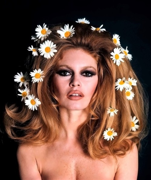 gatabella:  Brigitte Bardot by Ghislain Dussart, 1968