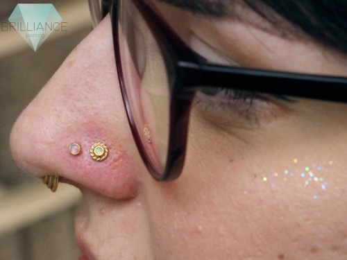 brilliancepiercing: Double nostril piercings by @heyjenkristoff