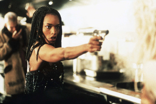 :Favorite actresses: Angela Bassett  “ You can’t be in this industry if you’re afraid 