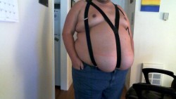 bigfattybc:  Randomly wanted to wear two suspenders :D how do i look? lol 