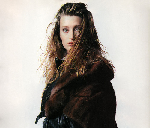 Casual di Lusso - ELLE Italia (1988)Marie Sophie Wilson by Robert Erdmann