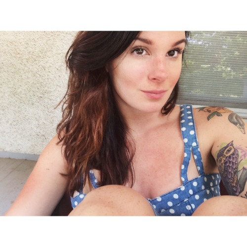 littleabbz:  Sunburnt\ Sun kissed littleabbz 