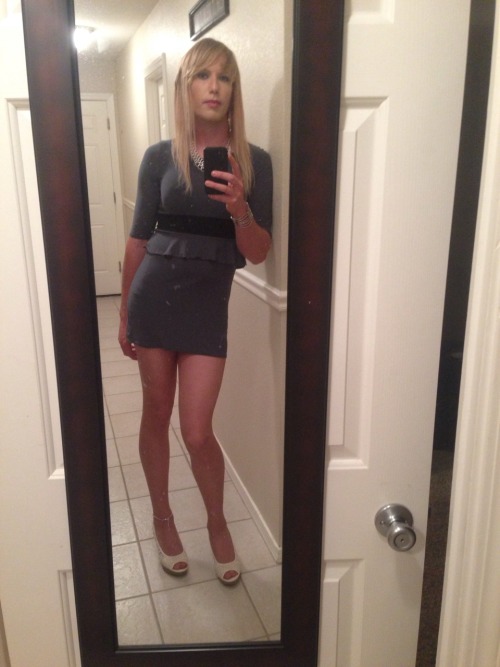 gorgeouscrossdressing:Awesome submission! Have to agree, very pretty