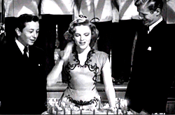 houseofgarlands:                        