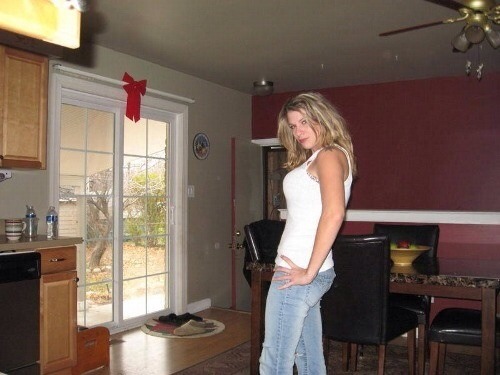 shout-out-to-your-girl:  facebookslutsexposed:  Angela Bowles  Her phone # (734)