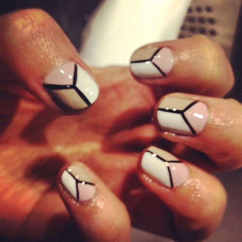 Triumvirate by Wah gurl Lynette @lalafornailart #nails #nailart