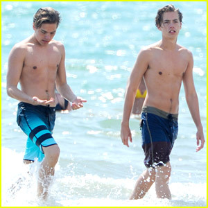 male-celebs-naked:  male-celebs-naked:  Dylan Sprouse   No Dylan, we did NOT forget about youMore Celebs HERE  ←