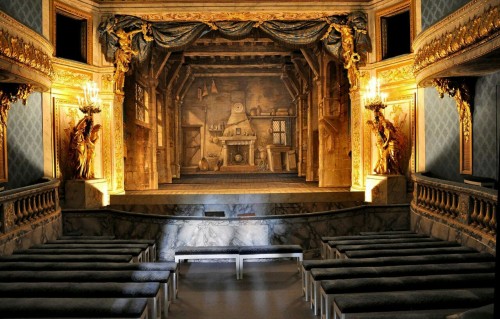 prince-de-versailles:More details of Marie-Antoinette’s Petit Trianon theatre, interior decor and th