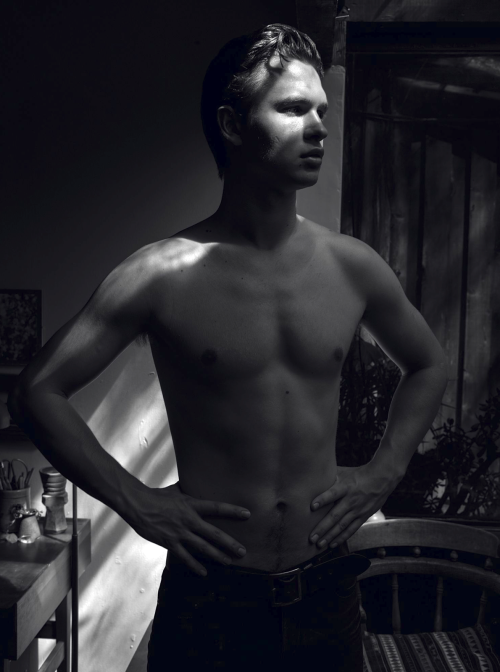 hotfamous-men:  Ansel Elgort