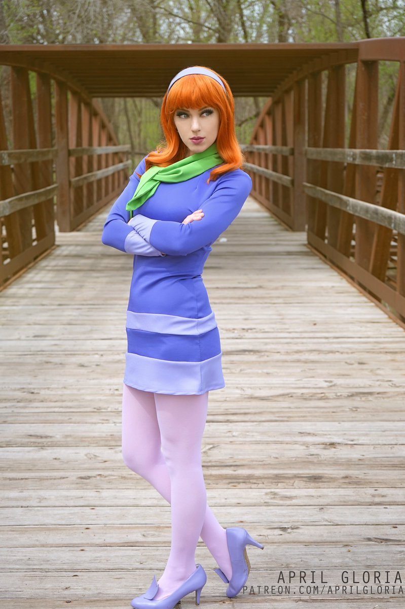velmacosluv:  Daphne by April GloriaVelma by Oh My SophiiPhotos by CG, David Love