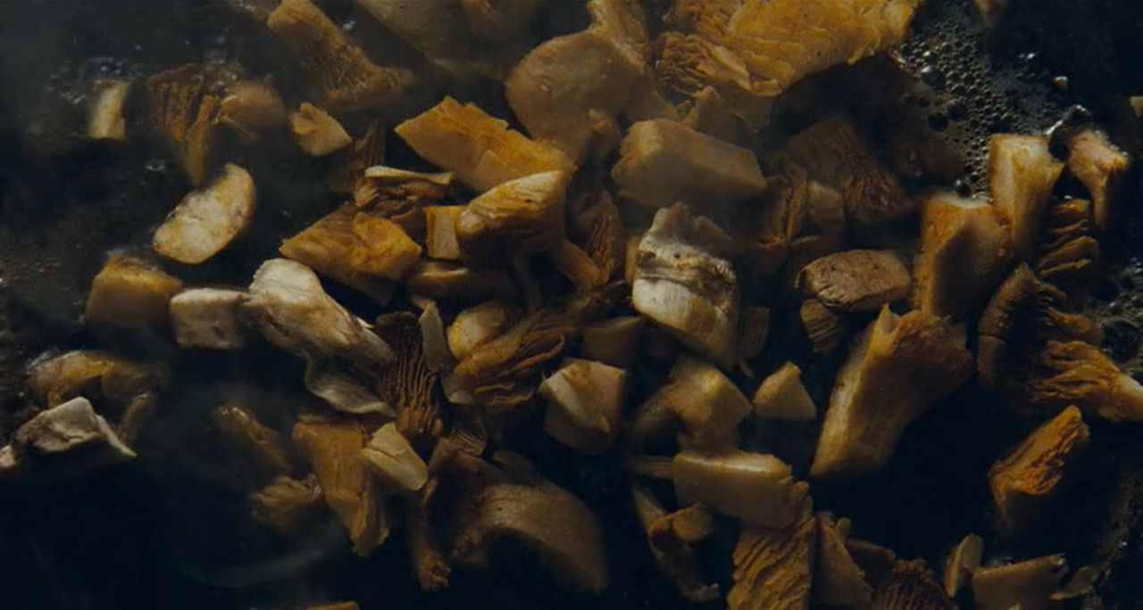 vacant-cinema:  Vacant Cinema: Phantom Thread (2017) dir. Paul Thomas AndersonWhatever