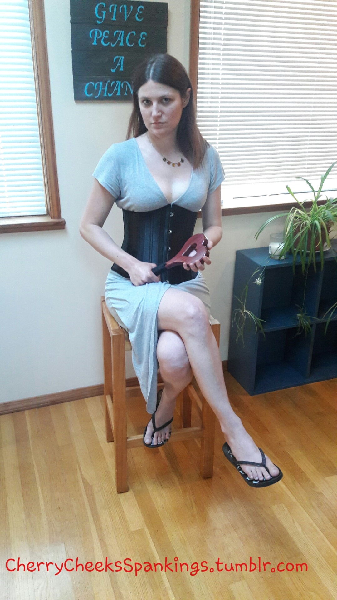 julesy8: cherrycheeksspankings:  New paddle from @cherryderriere for my birthday!