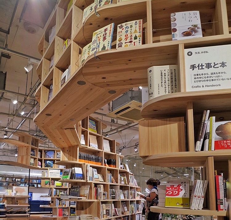 breadsticksgirl:  Yurakucho, Tokyo 
