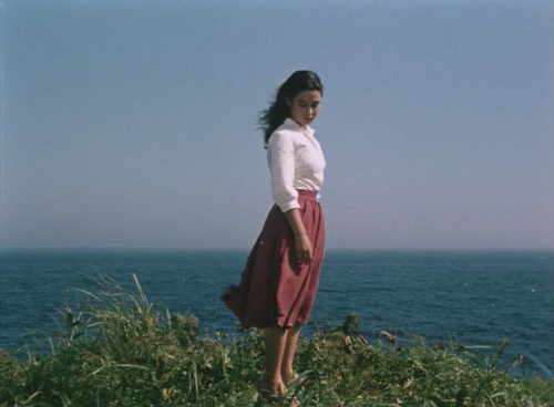 365filmsbyauroranocte: Aozora musume (a.k.a. The Blue Sky Maiden) (Yasuzo Masumura, 1957)