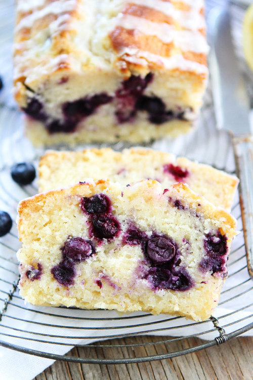 foodffs:  LEMON BLUEBERRY LOAF CAKE Really nice recipes. Every hour. Show me what you cooked!