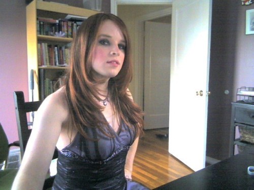 xdressing-erotica:  CrossDressing  She’s so cute!!! ;) ♡♡♡