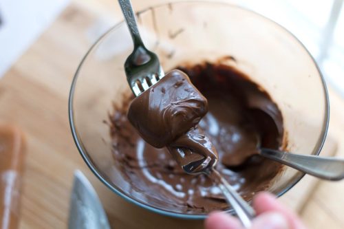 foodffs:  Salted Chocolate Covered Caramels Recipe Really nice recipes. Every hour. Show me what you cooked!