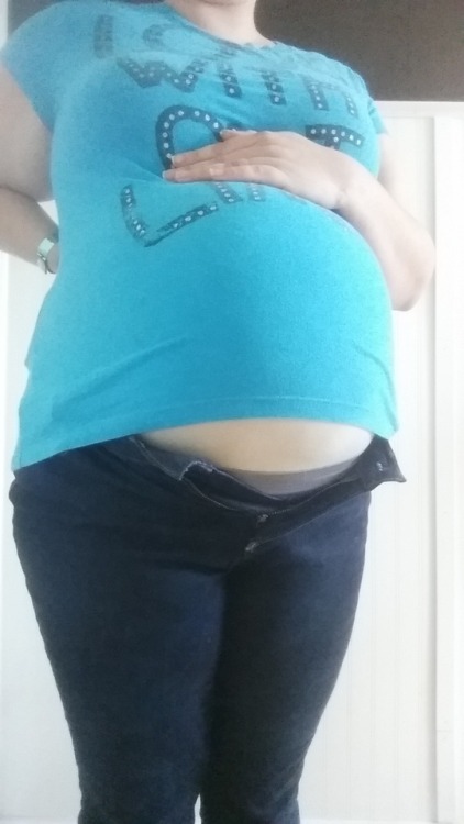 cadiepreggobelly:Here it is, the “bumpdate” you’ve all been waiting for. I am fake pregnant again! 19 weeks with a little boy. So excited to meet him in December!