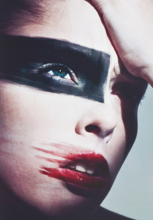 meiselmuse:  Coco Rocha/V Magazine #47 “Interface” Ph: Mario Sorrenti 