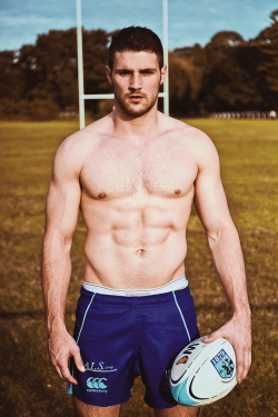 fuckyoustevepena:  Check out Hot Rugby Player