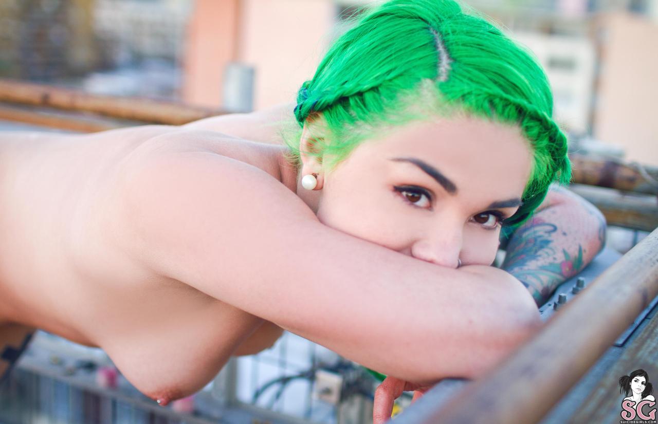 past-her-eyes:  Kieve Suicide kieve.suicidegirls.com therainbow-whale suicidegirls