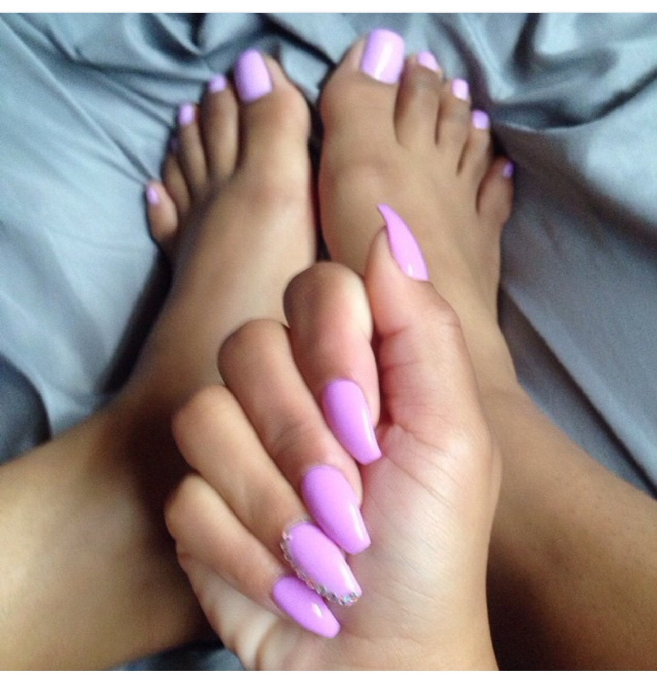 inlovewithprettytoes:  Fearless Connie = Flawless Feet 😍😍😍👣🙌🏿👍🏿👍🏿👌🏿