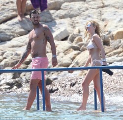 celebgosspb:  Jake Quickenden and Danielle Fogarty show off their enviable figures in Ibiza! http://wp.me/p35ujW-1jz  