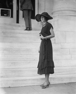 yesterdaysprint:  Unknown woman, Washington DC, 1924 