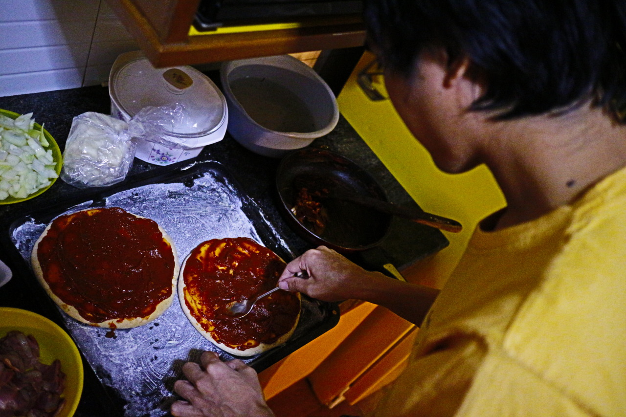 Making Pizza